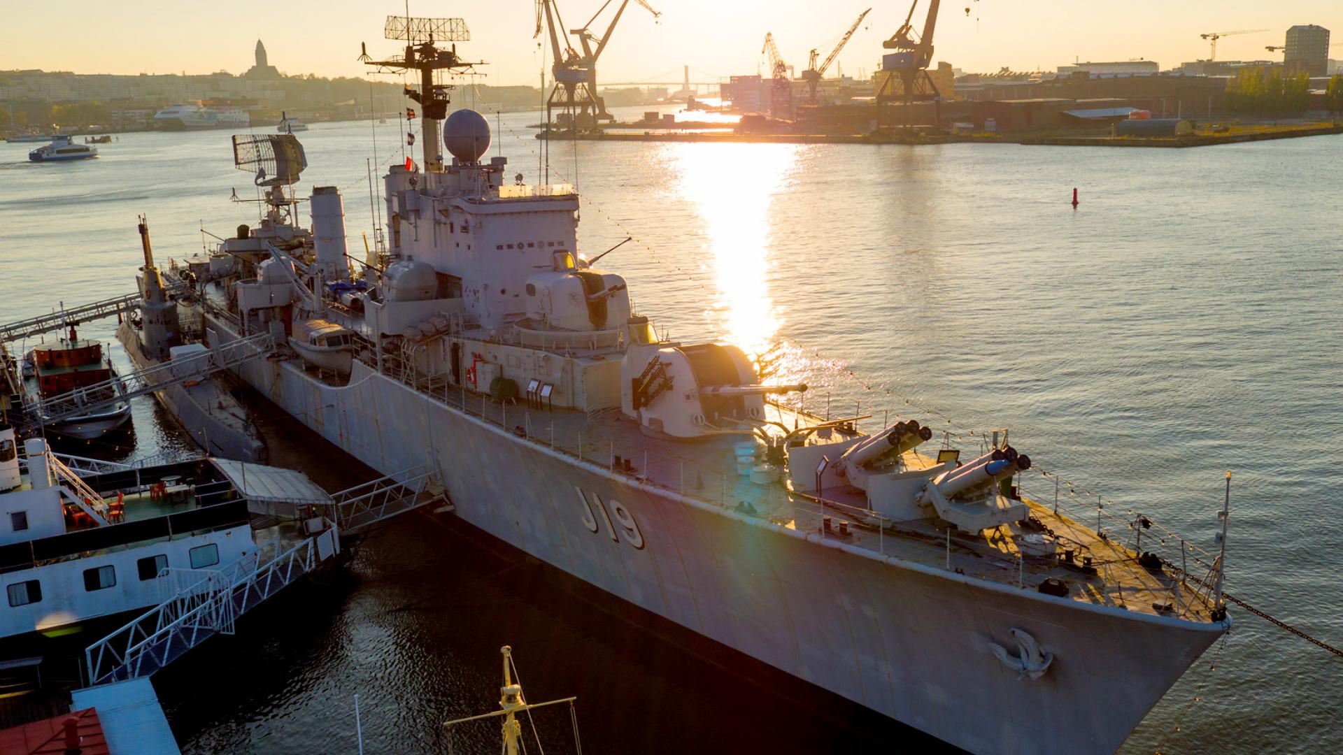 Maritiman Göteborg - Jagaren HMS Småland [J19]